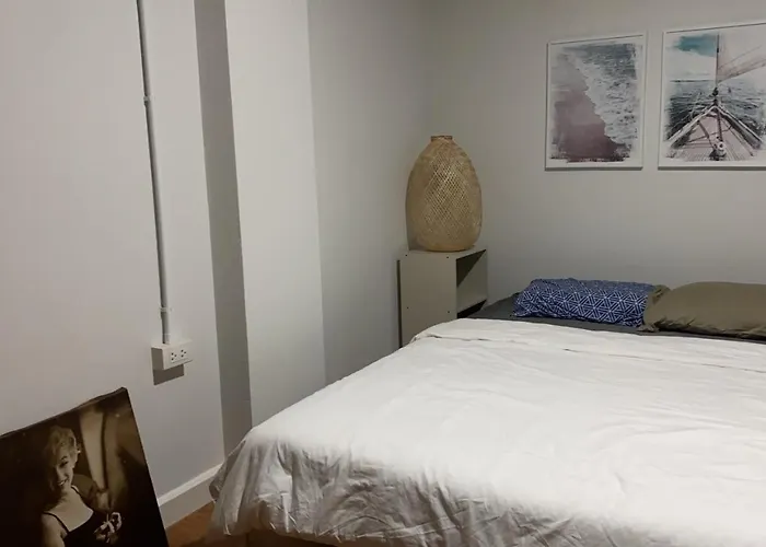 Apartment Niran 7 Near Mega Bangna & 15min To Airport Bangkok